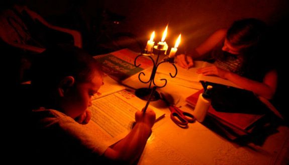 lacalle.com.ve-apagon-en-puerto-cabello-dejo-sin-luz-a-portenos-por-mas-de-12-horas-zonas-sin-luz