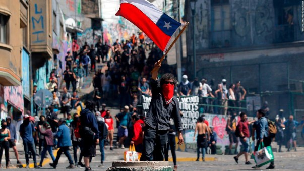 191021215227-pba-asi-fueron-las-protestas-en-chile-full-169