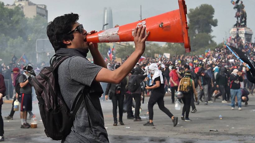 RADIOGRAFÍA COMPLETA DE LA CRISIS POLÍTICA Y SOCIAL QUE SACUDE A CHILE ...