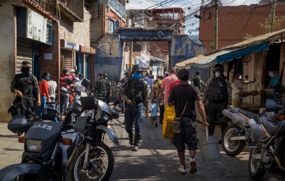 1_UDKcIfkoAsetxSkpymud-g