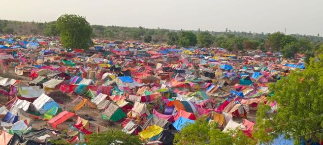 Some-of-the-10000-huts-and-tents-on-the-occupied-land-25-May-2022.