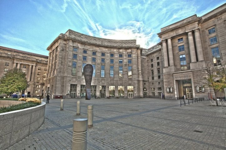 bldgexterior_high_contrast