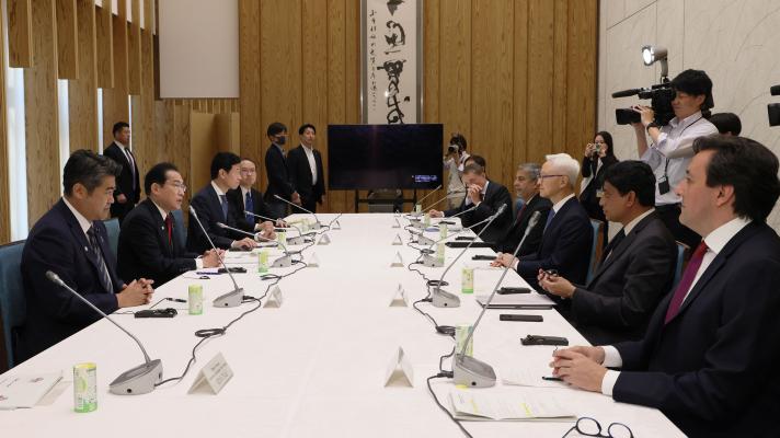 1-PM de Japón reunido con altos empresarios del sector de semiconductores_Kantei