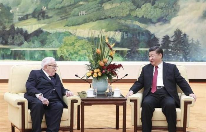 2-medium_2023-07-20-1e82865618