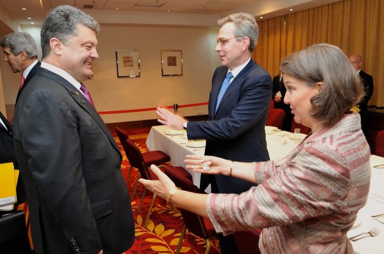 4-14363337493_38562f09d5_b