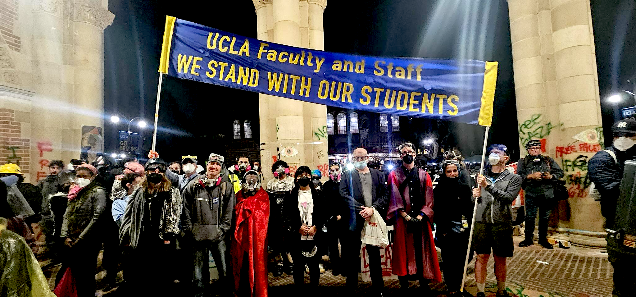 2-Faculty_members_supporting_students_at_the_Encampment