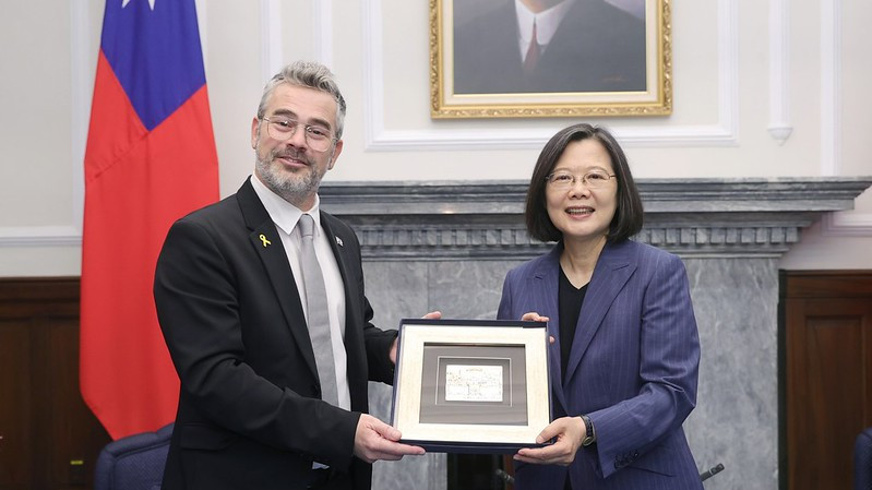 1-Tsai Ing-wen Boaz Toporovsky(1)