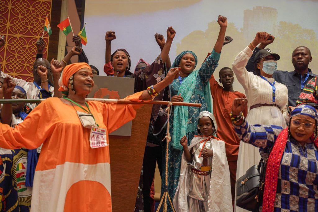 3-Conference-in-Solidarity-with-the-Peoples-of-the-Sahel-Niamey-Niger.-Photograph-by-Pedro-Stropasolas-for-Peoples-Dispatch.-3-1024x682